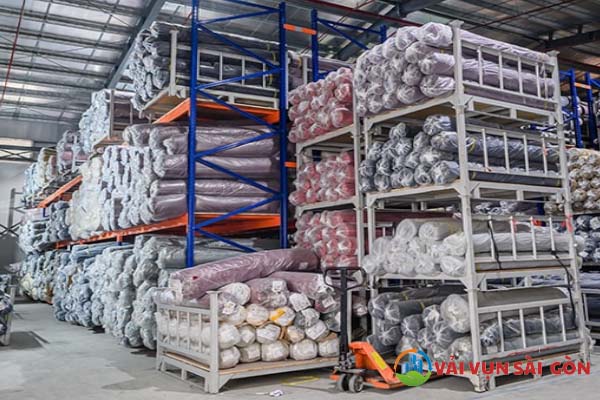 Thu mua vải cây tại xưởng may xuất khẩu