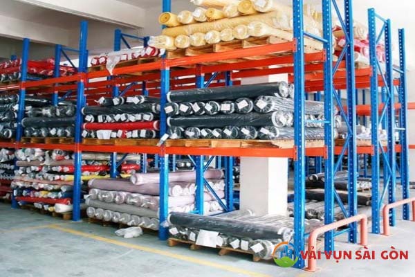 Thu mua vải cây tại công ty may đồng phục