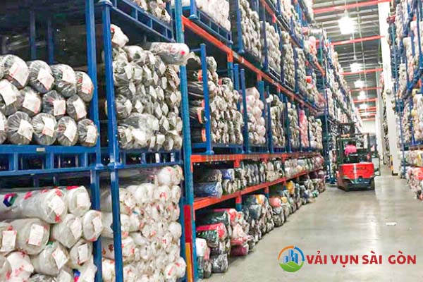 Thu mua vải cây tại đại lý bán vải